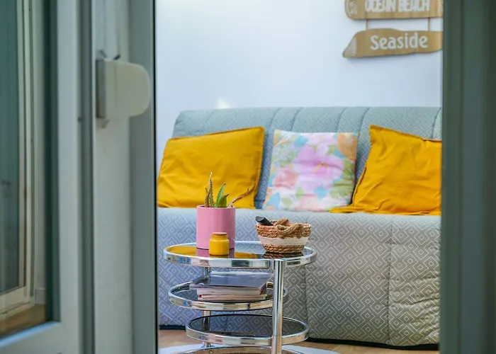 Petit 20m2 - 2-4 Personnes - Quartier Bel Air 公寓